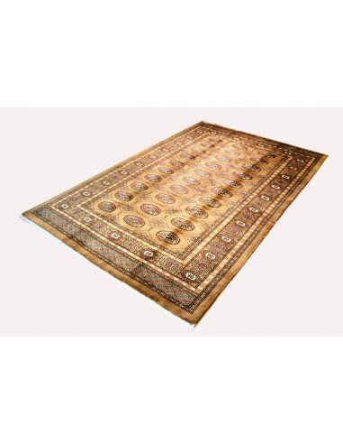 Hand knotted Royal Pashmina Bokhara rug